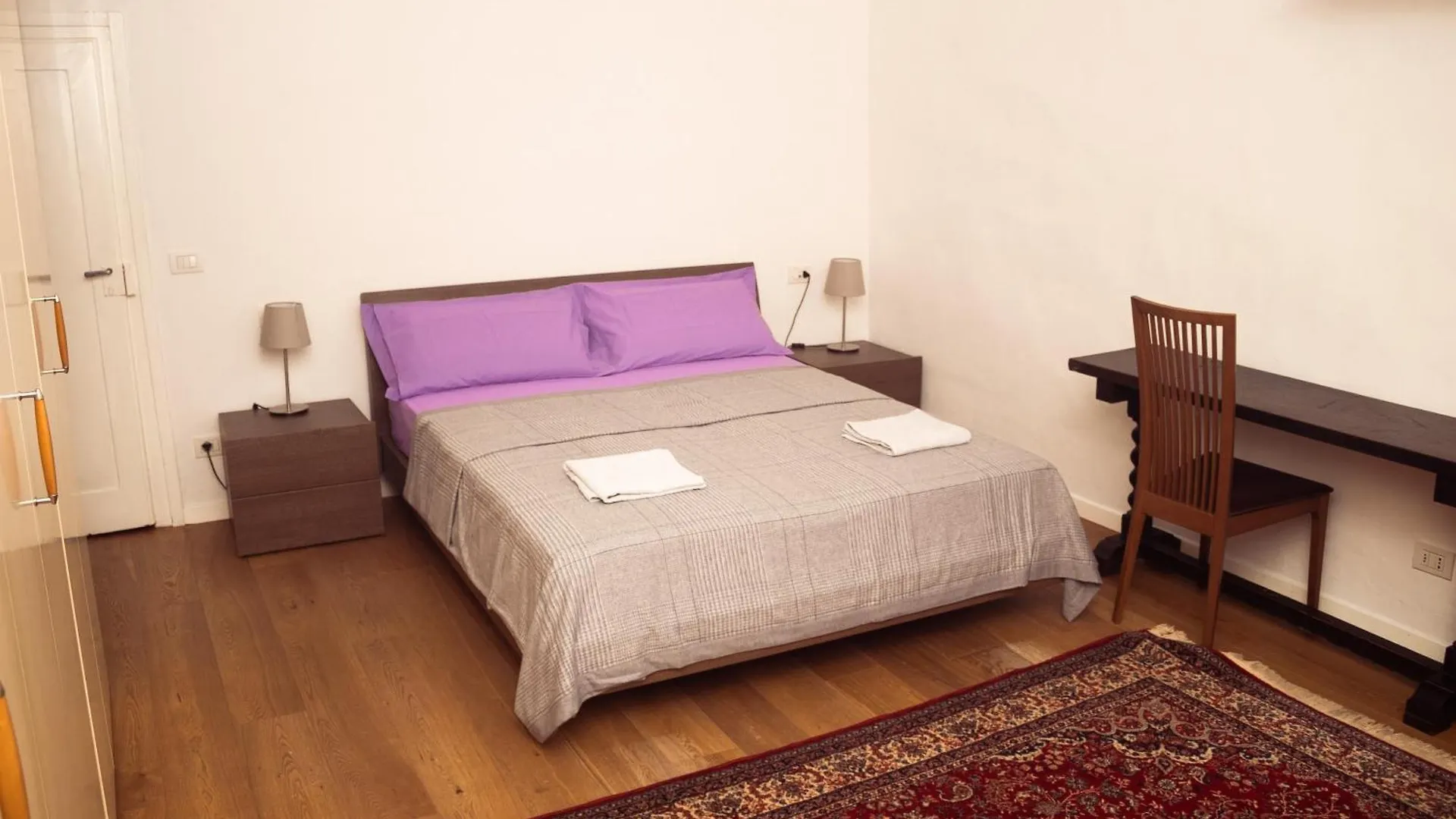 Vintage Apartments In The Heart Of Florence