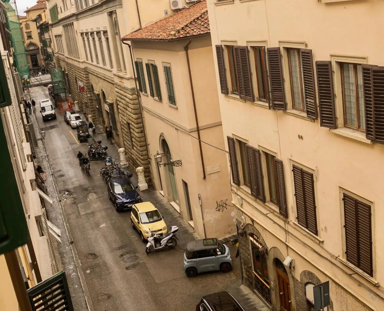 Vintage Apartments In The Heart Of Florence