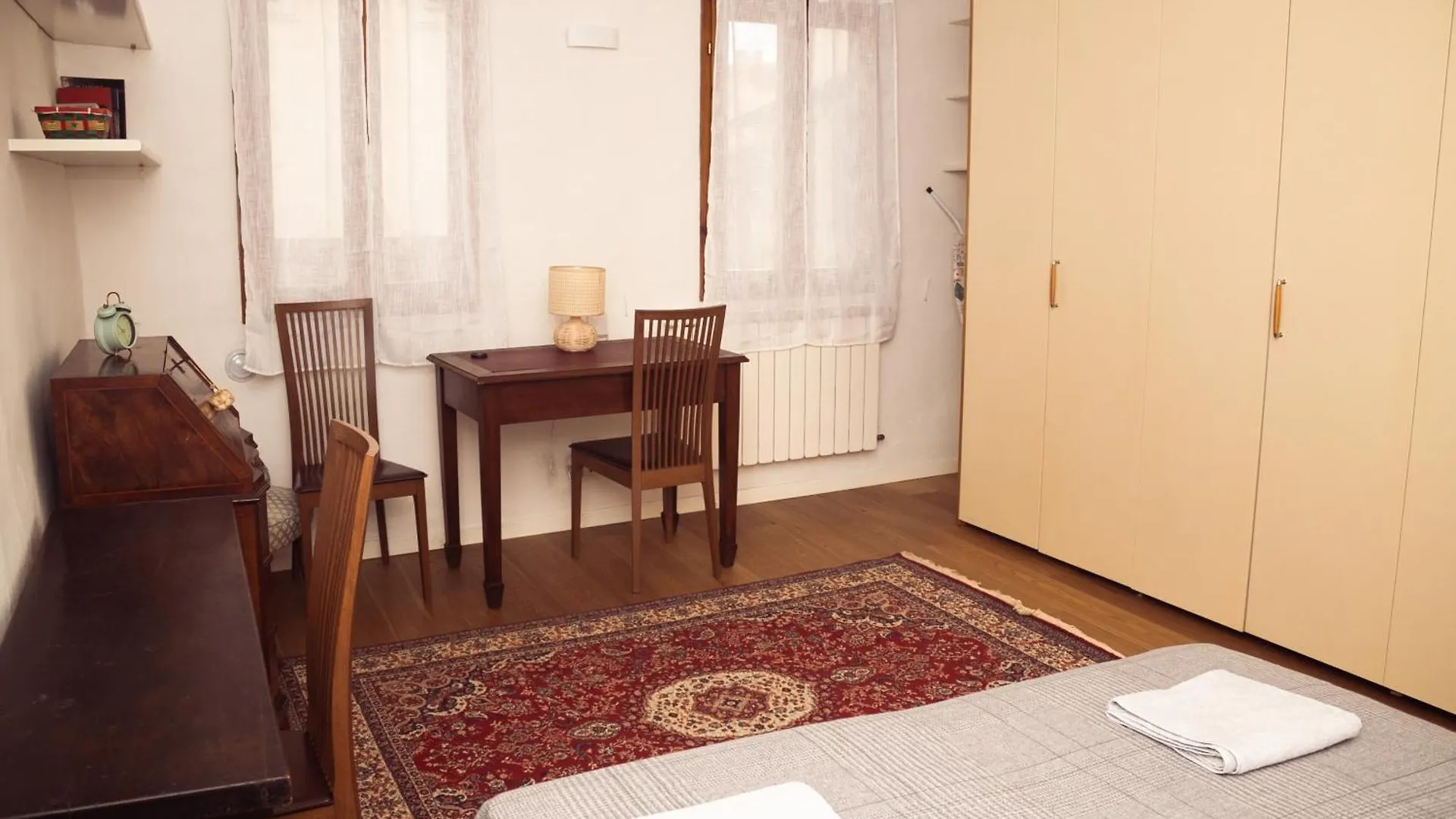 Vintage Apartments In The Heart Of Florence 0*,