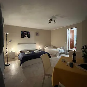 Domus Aurea , Cefalù Italia